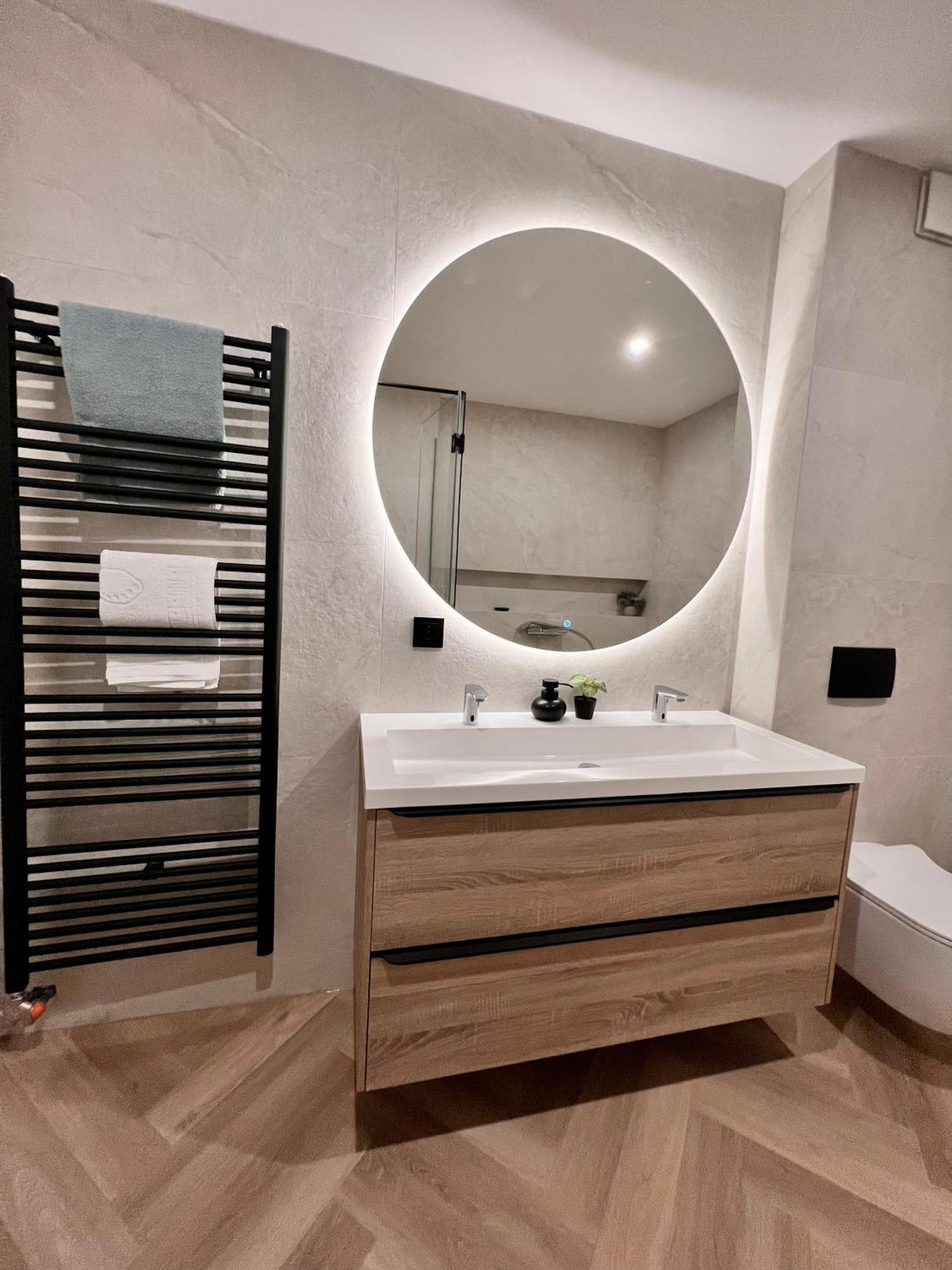 The Penthouse Sarajevo Apartment Exterior photo